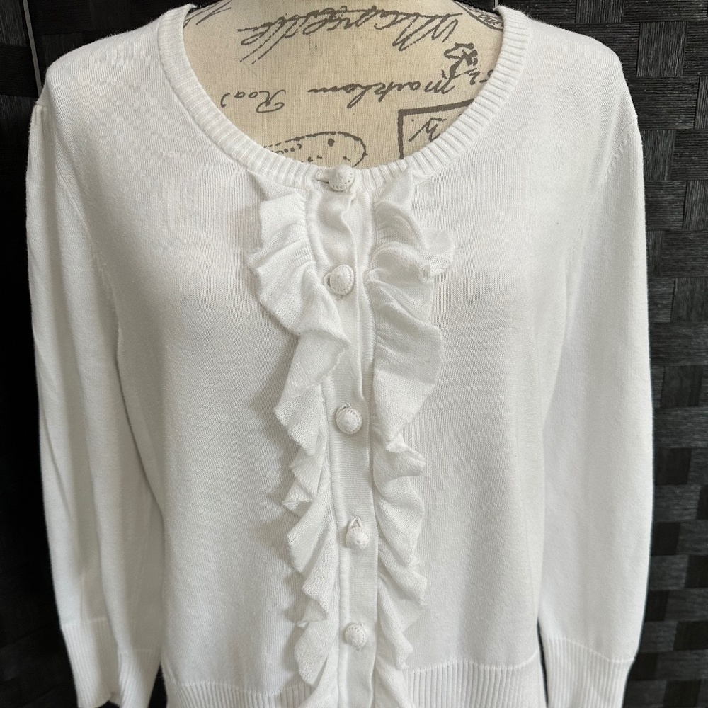 Van Heusen, Studio, white scoop neck cardigan, size L